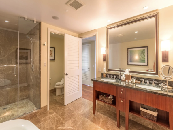 Stunning Kaanapali Luxury Vacation Rental Condo Sleeps 8