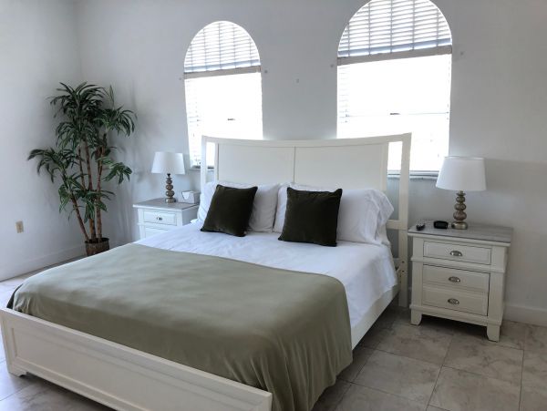 Florida Keys Five Bedroom Vacation Home with Pool