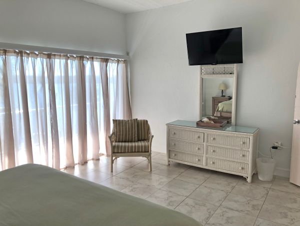 Florida Keys Five Bedroom Vacation Home with Pool