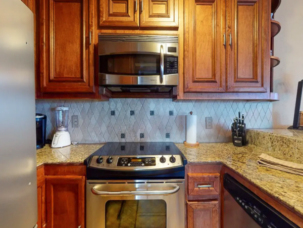 Three Bedroom Two Bathroom Vail Condo Sleeps 6 Guests