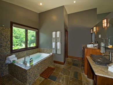 Four Bedroom Northshore Oahu Beachfront Rental