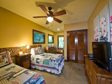 Four Bedroom Northshore Oahu Beachfront Rental