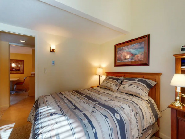 Vail Vacation Ski Condo with Three Bedrooms Sleeps 6 Guests