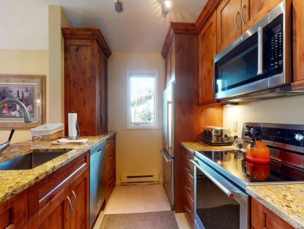 Vail Vacation Ski Condo with Three Bedrooms Sleeps 6 Guests