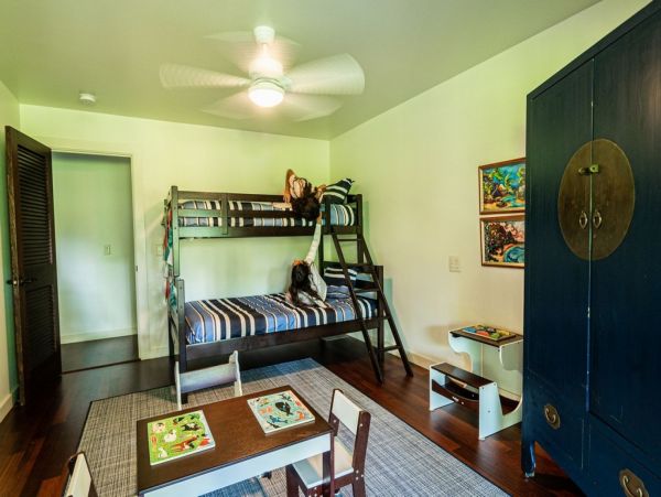Luxury. Seven Bedroom Vacation Rental Estate Princeville HI