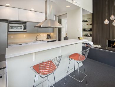 Vail 3 plus loft Ski Condo with Mountain View