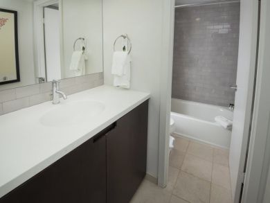 Vail 3 plus loft Ski Condo with Mountain View