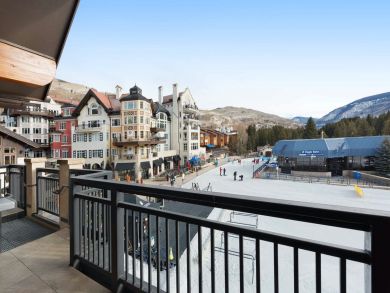 Vail Four Bedroom Luxury Ski in Ski Out Condo Mountain View