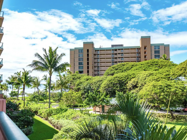 Two Bedroom Ocean View Condo with Private Lanai