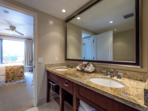 Two Bedroom Ocean View Condo with Private Lanai