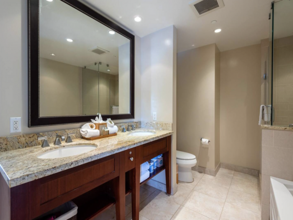 Two Bedroom Ocean View Condo with Private Lanai