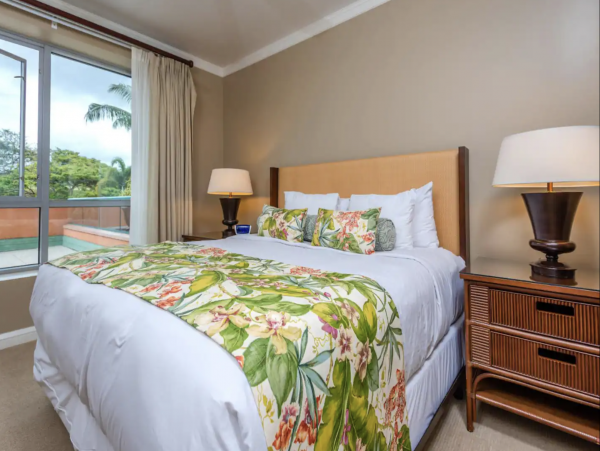 Two Bedroom Ocean View Condo with Private Lanai