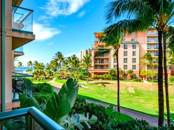 Great Value 2 Bedroom  Beach Condo with Great Views