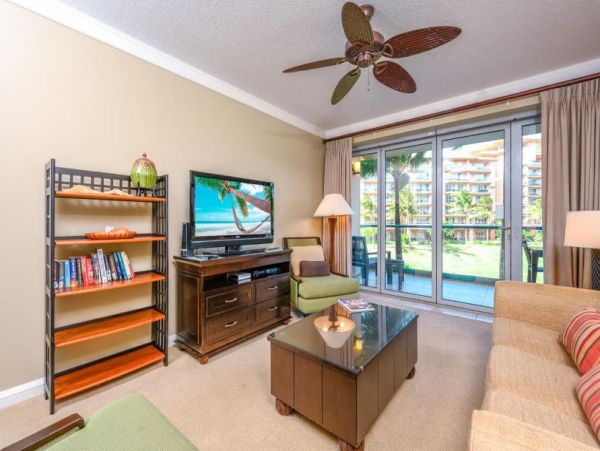 Great Value 2 Bedroom  Beach Condo with Great Views