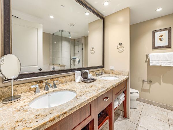 Luxury Maui Beachfront Rentals 2-Bedroom Vacation Rental in Kaanapali