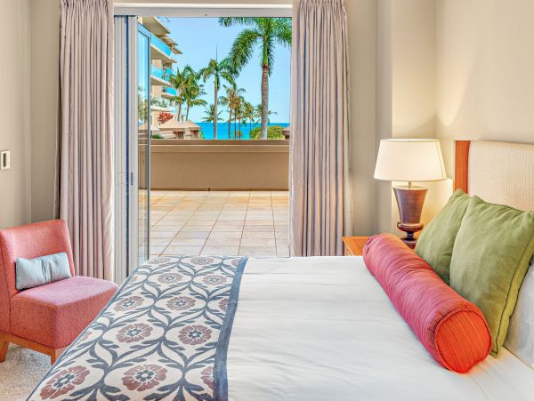 Luxury Maui Beachfront Rentals 2-Bedroom Vacation Rental in Kaanapali