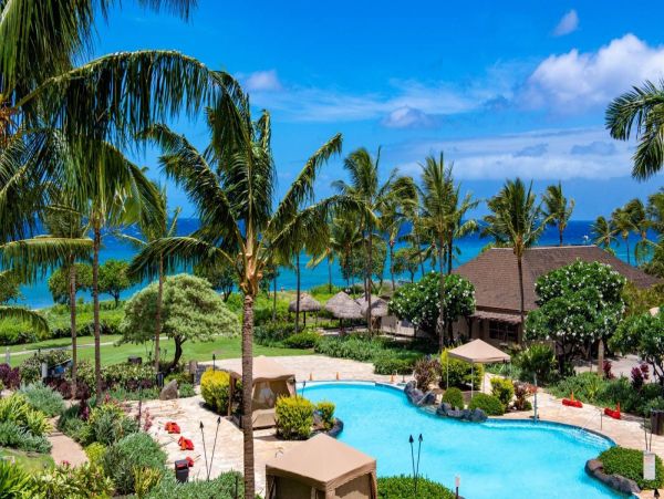 Luxury Maui Beachfront Rentals 2-Bedroom Vacation Rental in Kaanapali