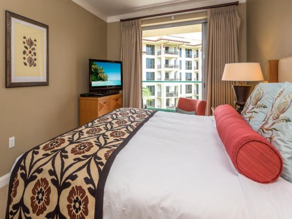 Kaanapali Luxury Vacation Rental Condo Sleeps Six Guests