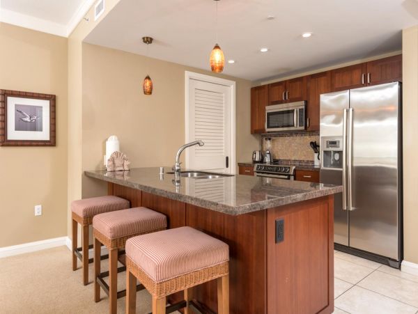 Kaanapali Luxury Vacation Rental Condo Sleeps Six Guests