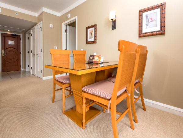 Kaanapali Luxury Vacation Rental Condo Sleeps Six Guests