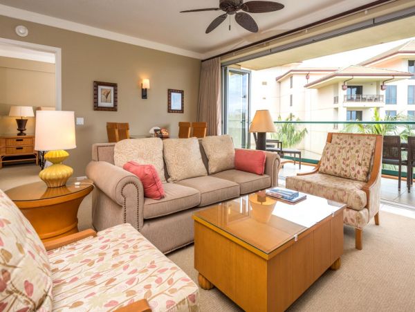 Kaanapali Luxury Vacation Rental Condo Sleeps Six Guests