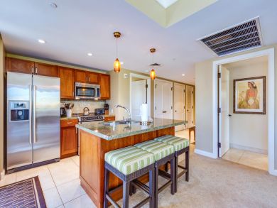 Corner Unit 5th floor overlooking Mountains - additional view, photo 4