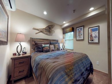 Vail Vacation Condo Sleeps Six Guests Vail Vacation Condo Sleeps Six Guests