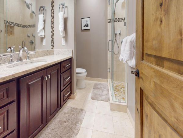 Vail Three Bedroom Luxurious Vacation Condominium - Premier Amenities