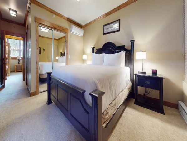 Vail Three Bedroom Luxurious Vacation Condominium - Premier Amenities