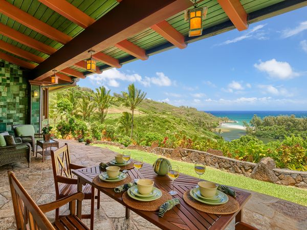 Luxury Vacation Rental with Panoramic Ocean Views