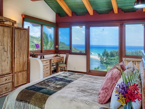 Luxury Vacation Rental with Panoramic Ocean Views