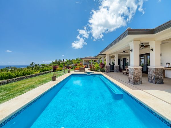 Lahaina Luxury Vacation Villa with Pacific Views