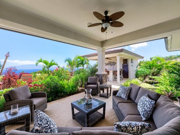 Lahaina Luxury Vacation Villa with Pacific Views