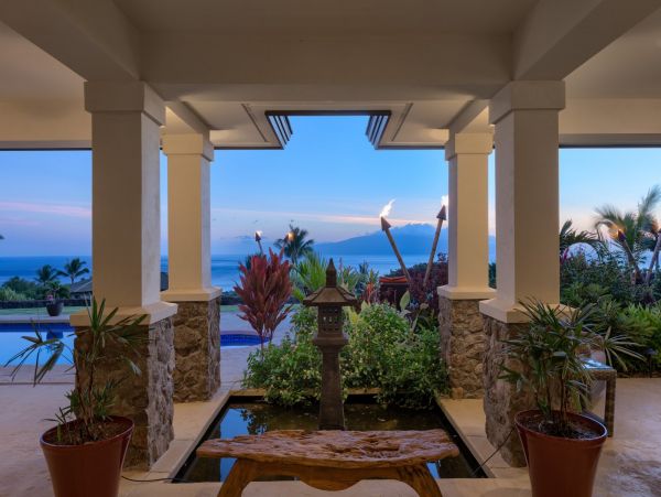 Lahaina Luxury Vacation Villa with Pacific Views