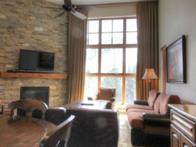 Posh Three Bedroom Vail Ski Condo Sleeps 10 Guests