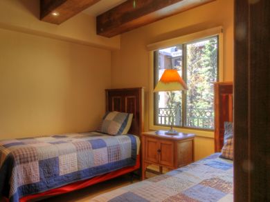 Vail Lionshead Condo 895828