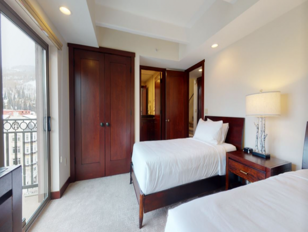 Luxury 3 Bedroom Vail Vacation Condo Plus Loft Sleeps 8