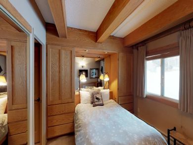 Vail condo rental close to Gondola