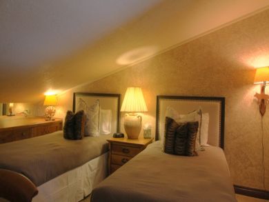 Luxury Four Bedroom Plus Loft Vacation Condo
