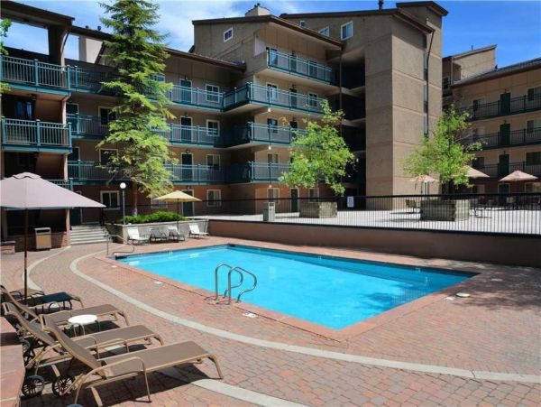 Three Bedroom + Loft Condo with Mountain & Village Views