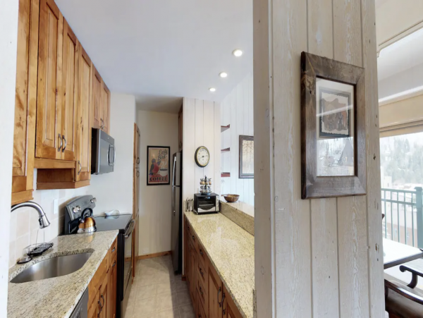 Beautiful Lionshead Vail Condo Pool Hot Tub Walk to Lift