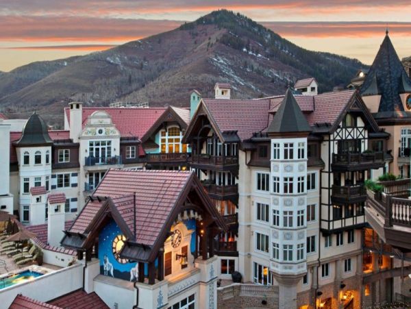 Beautiful Lionshead Vail Condo Pool Hot Tub Walk to Lift