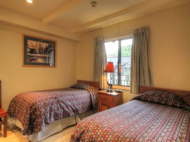 Two Bedroom Luxury Mountain View Ski Vacation Condo Village