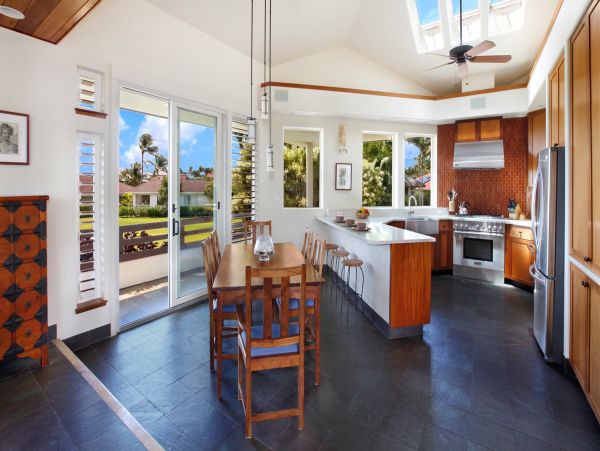 Poipu Three Bedroom Luxury Rental Overlooking the Beach!