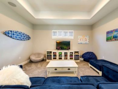 Fantastic 5 Bedroom Vacation Home that Sleeps 12 Guests.
