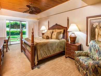 Bedroom with King Bed