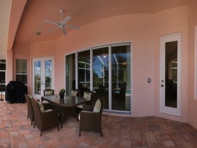 Beautiful 4 bedroom canal front home - Cape Coral