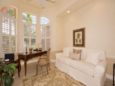 Beautiful 4 bedroom canal front home - Cape Coral