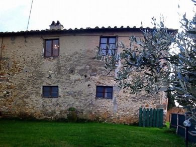Ancient stone Tuscany country home that sleeps six - additional view, photo 2