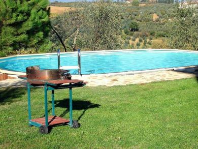 Ancient stone Tuscany country home that sleeps six